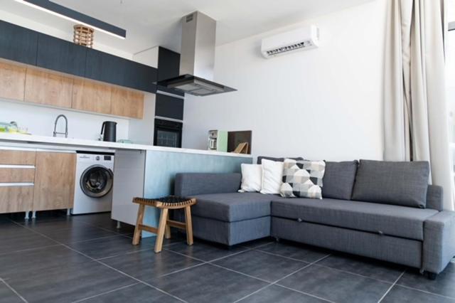 Beach Front Apartments 2-3-4 Elaionas  المظهر الخارجي الصورة